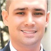 Docente de derecho en Cali